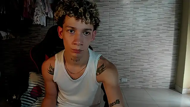 Snapshot of mateodeamjo chatting on 13, 9, 2025 mateodeamjo online show from 13, 9, 2025