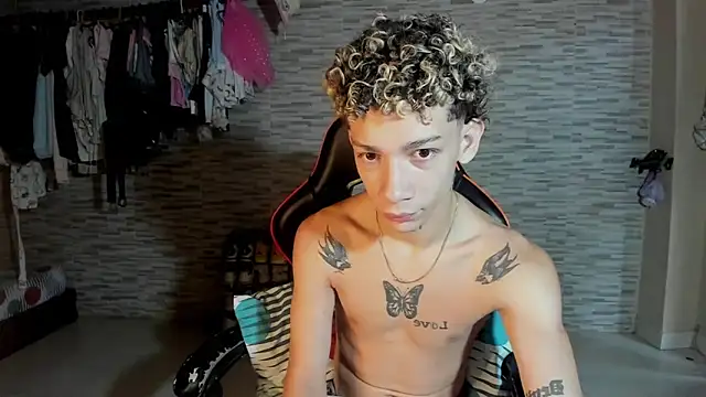 Snapshot of mateodeamjo chatting on 17, 9, 2025 mateodeamjo online show from 17, 9, 2025