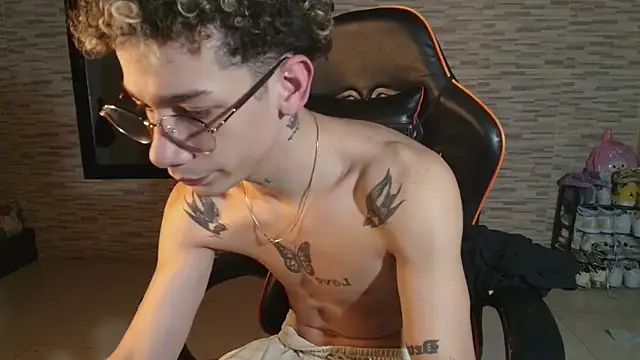 Snapshot of mateodeamjo chatting on 11, 10, 2025 mateodeamjo online show from 11, 10, 2025