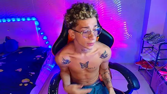 Snapshot of mateodeamjo chatting on 21, 11, 2025 mateodeamjo online show from 21, 11, 2025