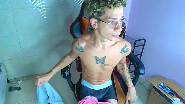 Snapshot of mateodeamjo chatting on 29, 11, 2025 mateodeamjo online show from 29, 11, 2025