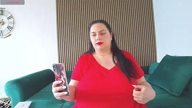 SofiaHanson online show from 13, 7, 2026