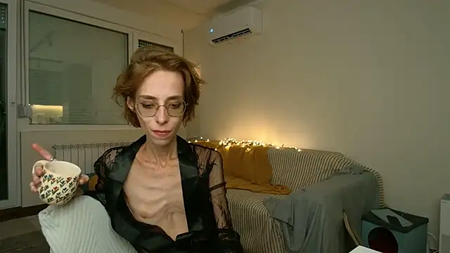 amber quell here online show from 10, 7, 2026
