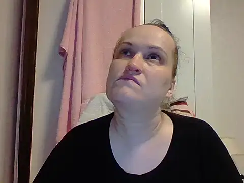  squirty cum lady  online show from 8, 3, 2025