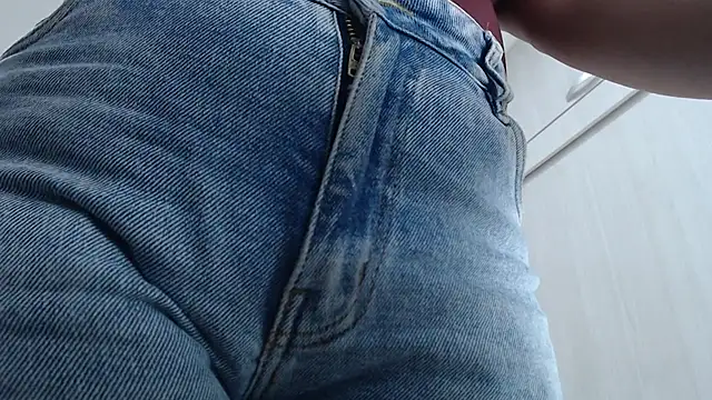 Snapshot of Amelia_Debora_Antonella chatting on 14, 11, 2025 Amelia Debora Antonella online show from 14, 11, 2025