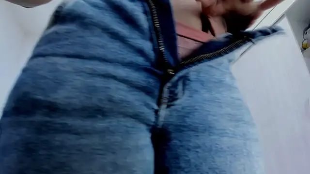 Amelia Debora Antonella online show from 18, 3, 2026