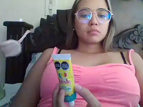 trianabell online show from 27, 2, 2025