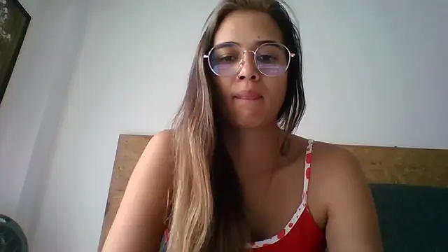 trianabell online show from 2, 12, 2025