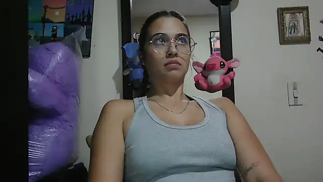 trianabell online show from 21, 4, 2026