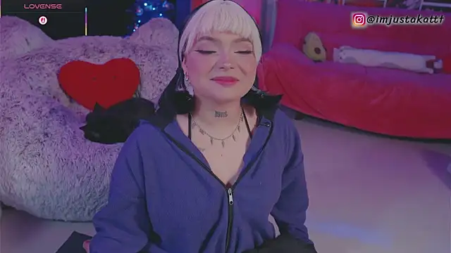 sensualkattt online show from 14, 12, 2025