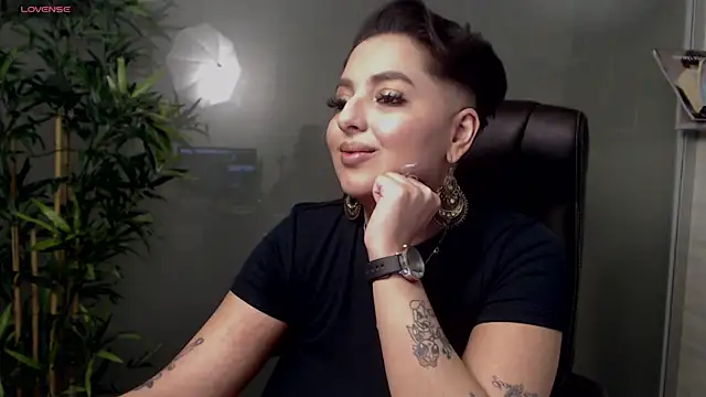 BustyAllyy online show from 27, 2, 2025