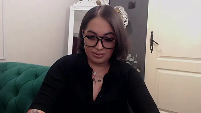 BustyAllyy online show from 28, 4, 2026