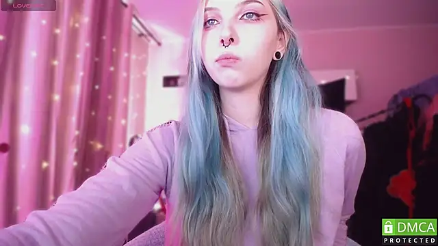JustMeowGirl online show from 26, 4, 2026