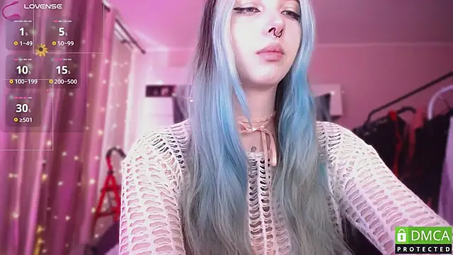 JustMeowGirl online show from 27, 4, 2026