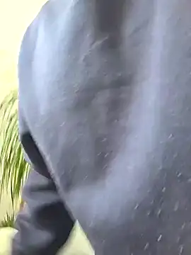 Schnubby1 online show from 27, 2, 2025