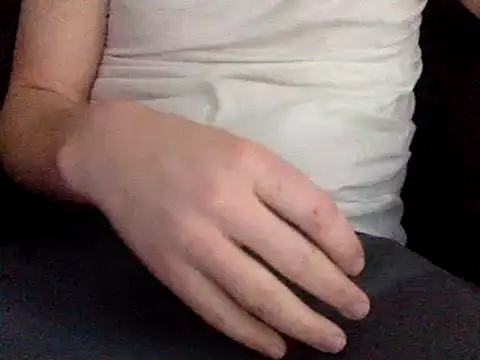 Snapshot of Kink_Master_Daddy chatting on 5, 3, 2025 Kink Master Daddy online show from 5, 3, 2025