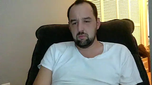 Snapshot of Kink_Master_Daddy chatting on 23, 10, 2025 Kink Master Daddy online show from 23, 10, 2025