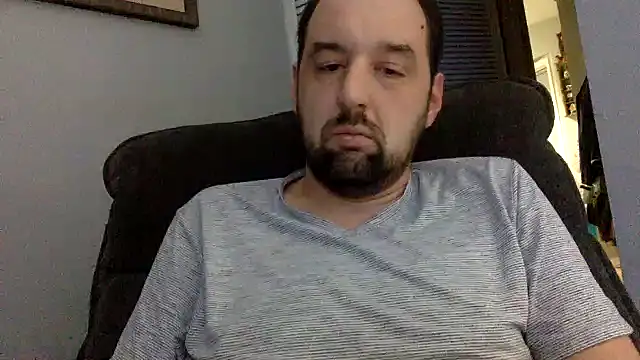 Snapshot of Kink_Master_Daddy chatting on 24, 11, 2025 Kink Master Daddy online show from 24, 11, 2025