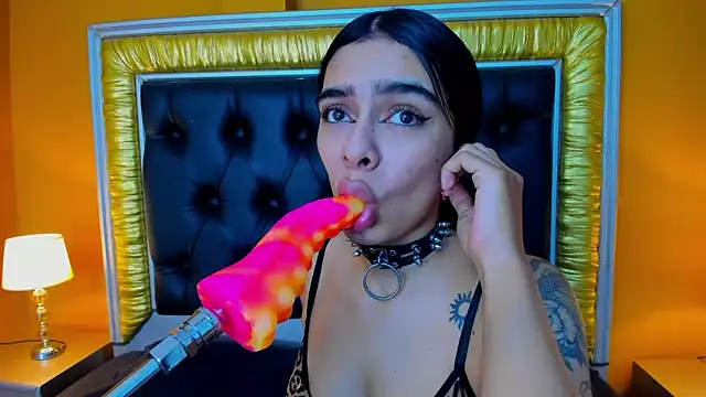 Snapshot of Foxy_Assh_ chatting on 21, 3, 2025 Foxy Assh online show from 21, 3, 2025