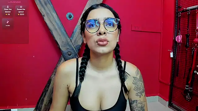 Foxy Assh  online show from 23, 6, 2026