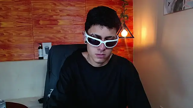 Bastiaan 28 online show from 7, 2, 2025