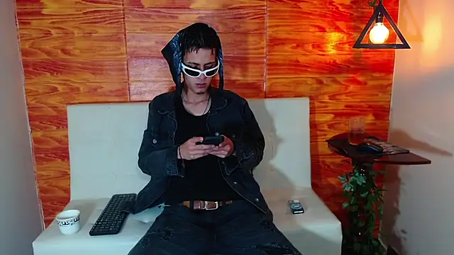 Bastiaan 28 online show from 7, 3, 2025