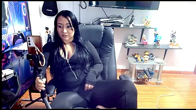 alondraabrown online show from 21, 4, 2026