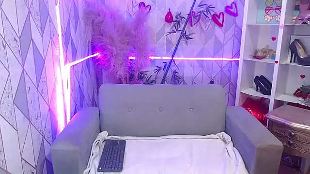 charlottemoonxz online show from 7, 10, 2025