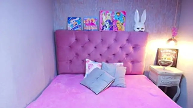 charlottemoonxz online show from 29, 4, 2026