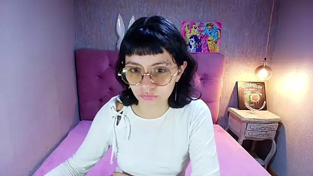 charlottemoonxz online show from 26, 7, 2026