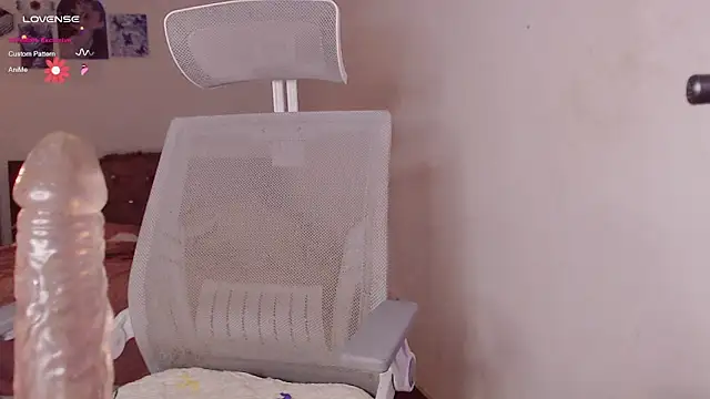 Snapshot of _OMO_ chatting on 2, 3, 2026 OMO online show from 2, 3, 2026