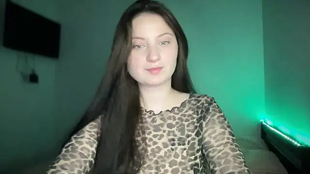 Snapshot of LocaAlis chatting on 11, 11, 2025 LocaAlis online show from 11, 11, 2025