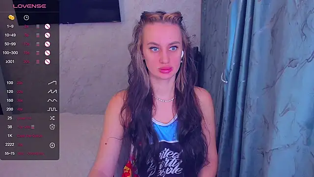 Cherry-Legenda online show from 14, 1, 2025