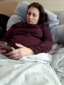 MilfyMrsRobinson online show from 18, 2, 2025