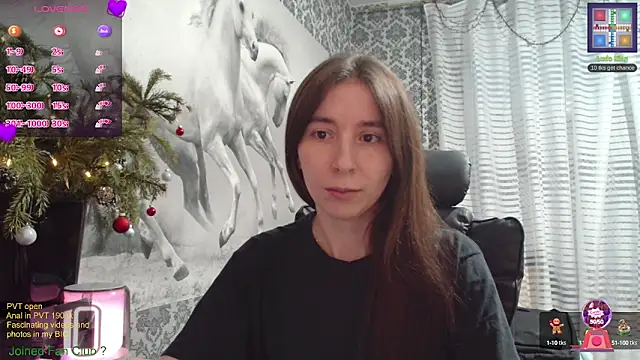 Wowpornoo online show from 17, 12, 2024