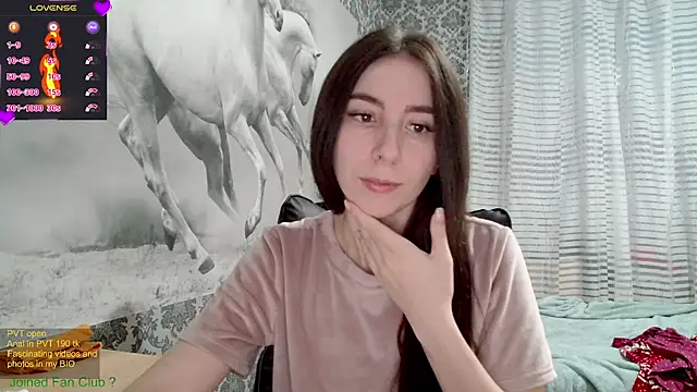 Wowpornoo online show from 24, 2, 2025