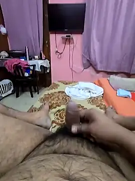 Snapshot of Loveboycurvy chatting on 5, 2, 2025 Loveboycurvy online show from 5, 2, 2025