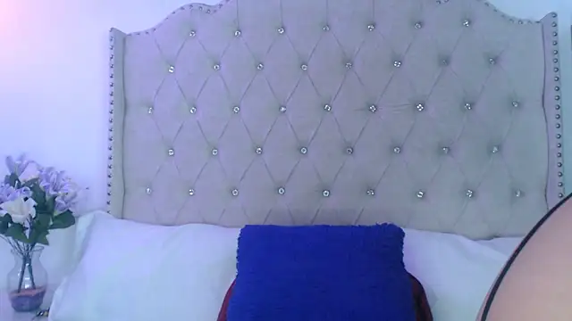 Snapshot of Abril_Squirt chatting on 28, 5, 2026 Abril Squirt online show from 28, 5, 2026
