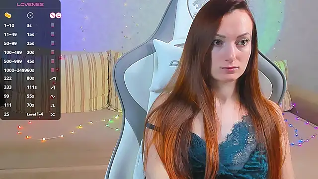 Snapshot of FlamyGold chatting on 28, 2, 2025 FlamyGold online show from 28, 2, 2025