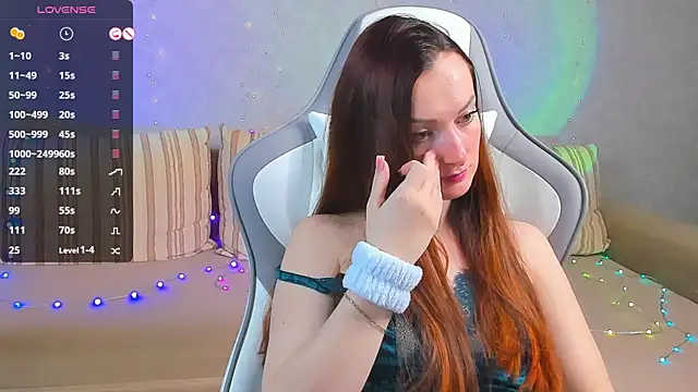 Snapshot of FlamyGold chatting on 5, 3, 2025 FlamyGold online show from 5, 3, 2025