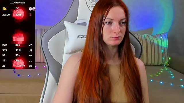 Snapshot of FlamyGold chatting on 6, 11, 2025 FlamyGold online show from 6, 11, 2025