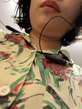 Eliza-E online show from 2, 3, 2026