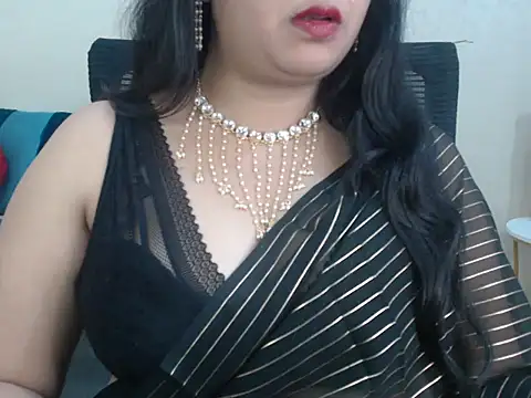 Inviting Aanya online show from 3, 2, 2025
