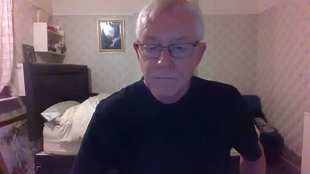 Snapshot of shaun63m chatting on 11, 1, 2026 shaun63m online show from 11, 1, 2026