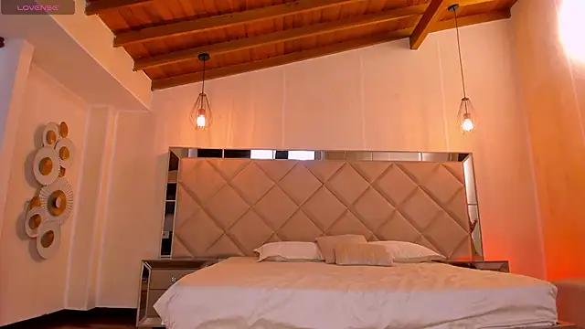 HannaConnor  online show from 19, 2, 2026