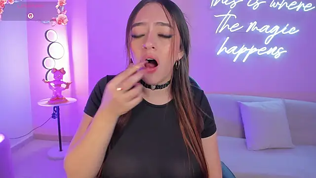 Snapshot of BellaRose_X chatting on 23, 3, 2025 BellaRose X online show from 23, 3, 2025