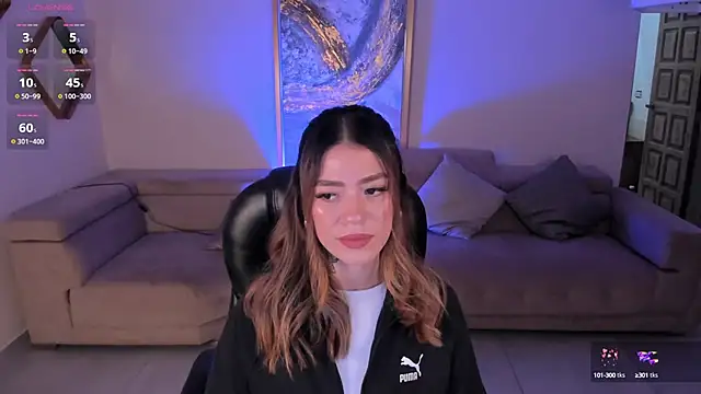 ViolettHansson online show from 25, 2, 2025