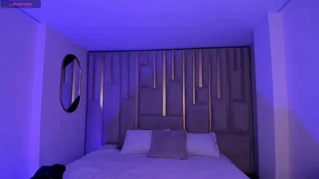 ViolettHansson online show from 24, 4, 2026