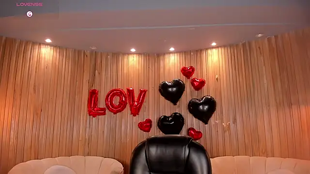 AliceHarper  online show from 15, 2, 2025