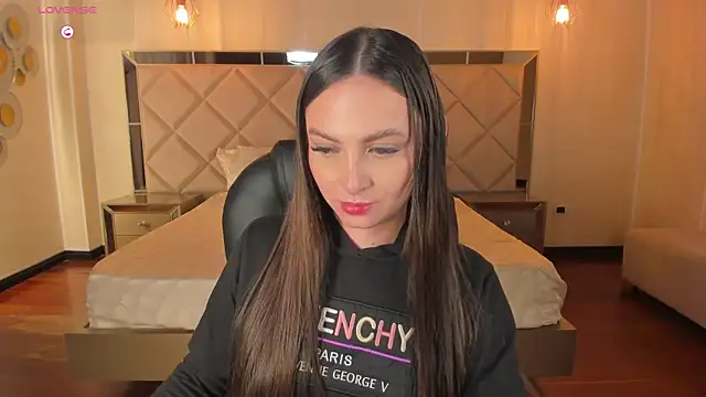 AliceHarper  online show from 18, 2, 2025